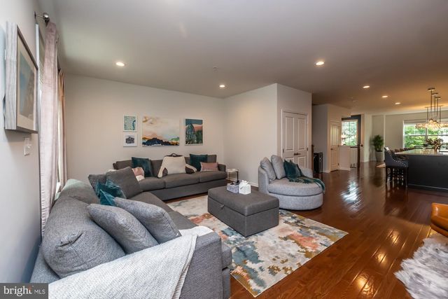 36 NEW COUNTRYSIDE DR, West Chester, PA 19382