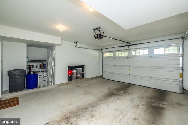 36 NEW COUNTRYSIDE DR, West Chester, PA 19382