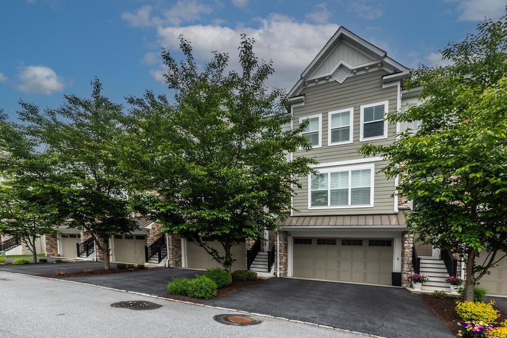 36 NEW COUNTRYSIDE DR, West Chester, PA 19382