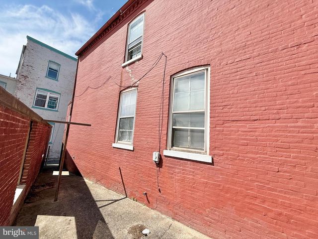 17 CORAL ST, Lancaster, PA 17603