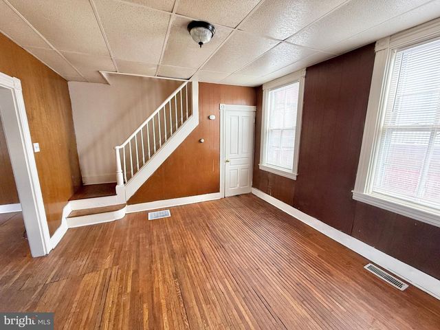 17 CORAL ST, Lancaster, PA 17603
