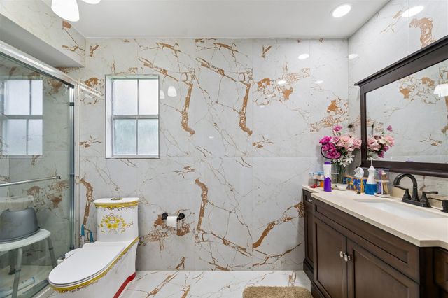 7511 Theisswood Road, Spring, TX 77379