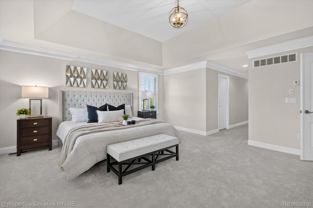 46592 Pinehurst Circle N, Northville Township, MI 48168