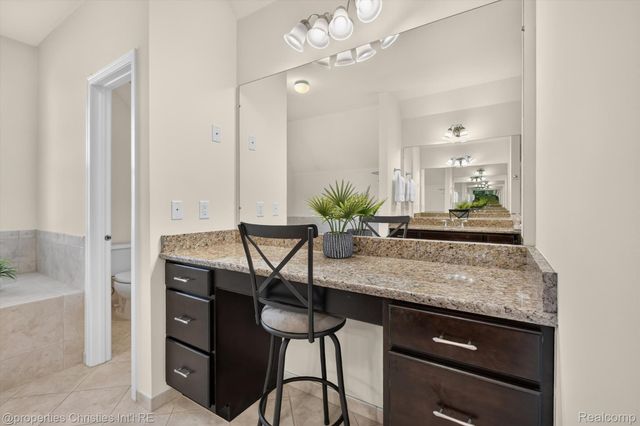 46592 Pinehurst Circle N, Northville Township, MI 48168