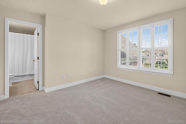 46592 Pinehurst Circle N, Northville Township, MI 48168