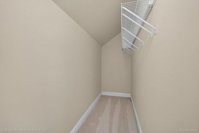 46592 Pinehurst Circle N, Northville Township, MI 48168