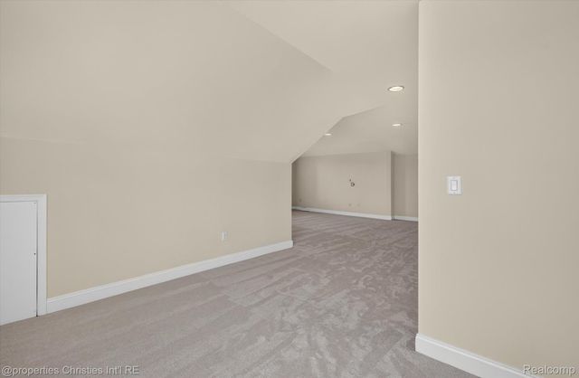 46592 Pinehurst Circle N, Northville Township, MI 48168