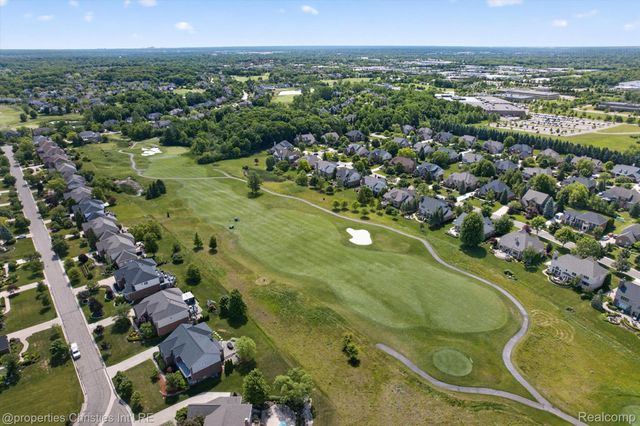 46592 Pinehurst Circle N, Northville Township, MI 48168