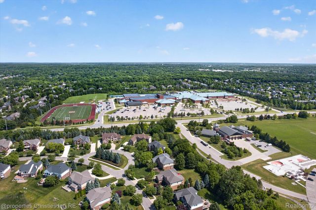 46592 Pinehurst Circle N, Northville Township, MI 48168