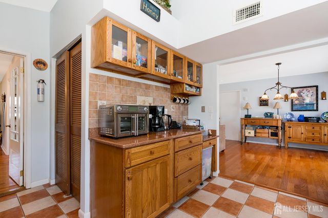 6 Long Street, Piscataway, NJ 08854