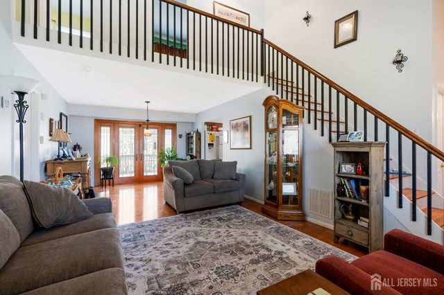 6 Long Street, Piscataway, NJ 08854