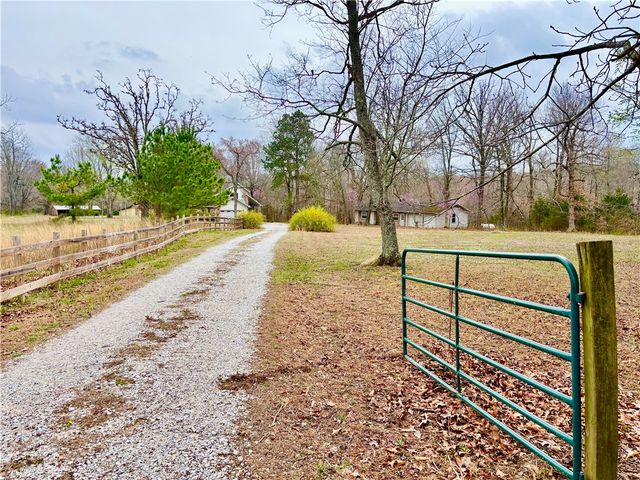 9643 Erbie Cutoff Road, Harrison, AR 72601