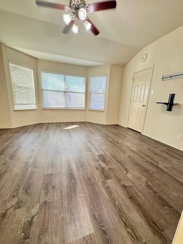 11124 Friendship DR, Austin, TX 78754