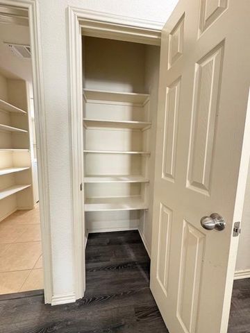 11124 Friendship DR, Austin, TX 78754