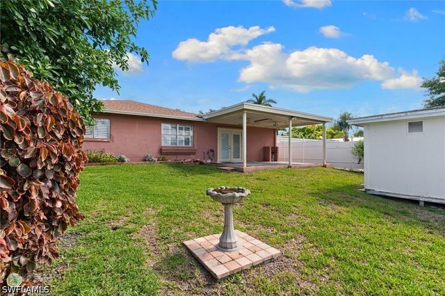 1020 28th AVE N, Naples, FL 34103