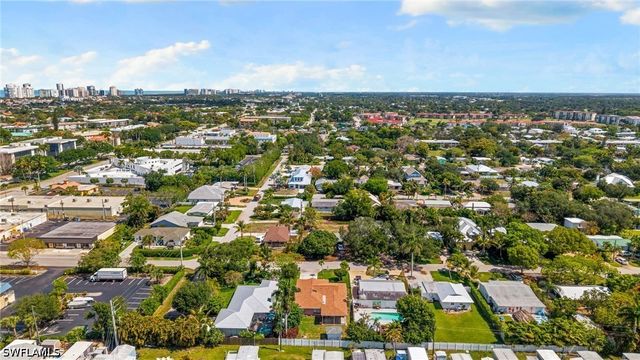 1020 28th AVE N, Naples, FL 34103