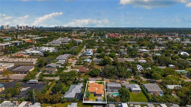 1020 28th AVE N, Naples, FL 34103