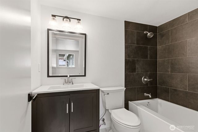 4737 SE Foss Road, Port Orchard, WA 98366