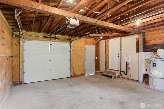 4737 SE Foss Road, Port Orchard, WA 98366