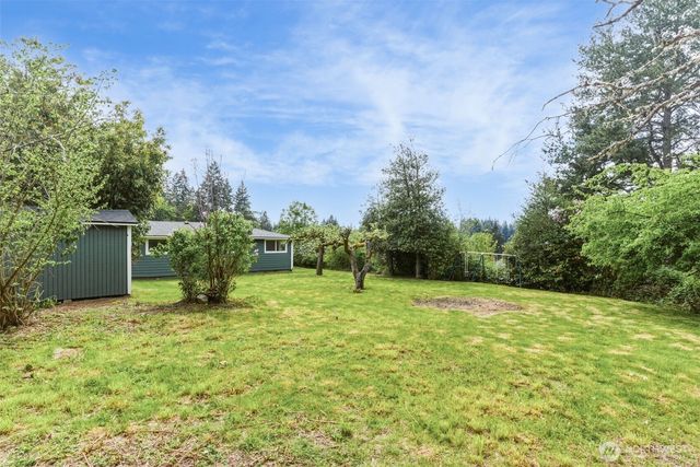4737 SE Foss Road, Port Orchard, WA 98366