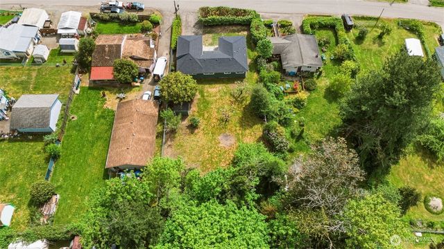 4737 SE Foss Road, Port Orchard, WA 98366