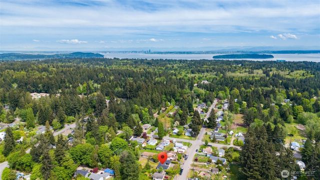 4737 SE Foss Road, Port Orchard, WA 98366