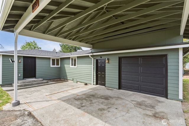 4737 SE Foss Road, Port Orchard, WA 98366