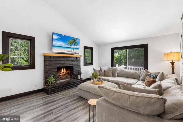 790 CONCORD RD, Glen Mills, PA 19342