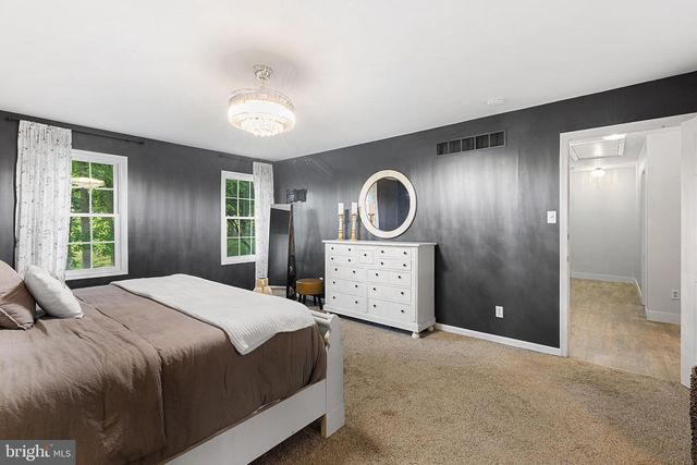 790 CONCORD RD, Glen Mills, PA 19342