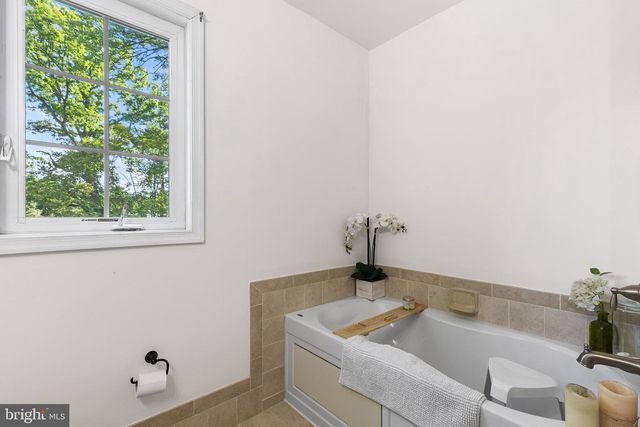 790 CONCORD RD, Glen Mills, PA 19342