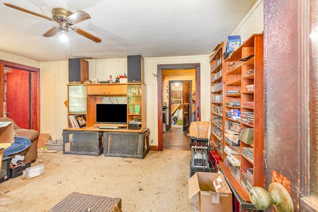 2454 Highway 48, S, Dickson, TN 37055