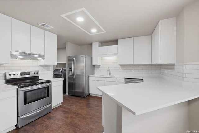 9827 echo plain, San Antonio, TX 78245