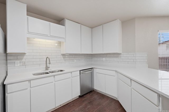 9827 echo plain, San Antonio, TX 78245