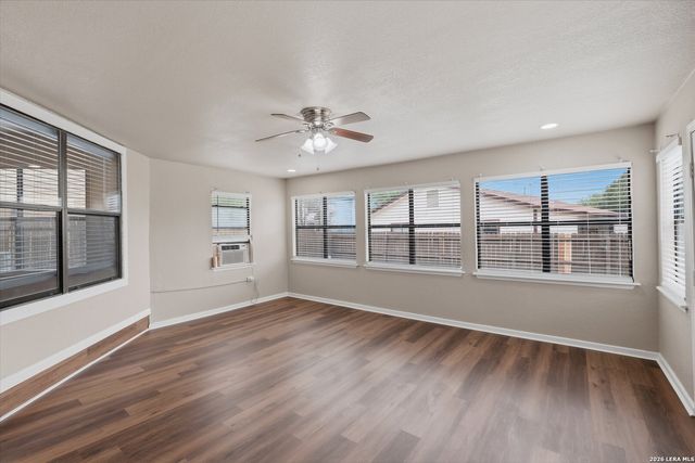 9827 echo plain, San Antonio, TX 78245