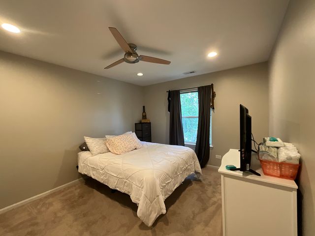 215 Brett Circle C, Wauconda, IL 60084