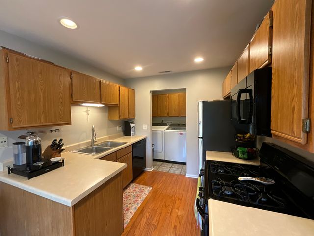 215 Brett Circle C, Wauconda, IL 60084