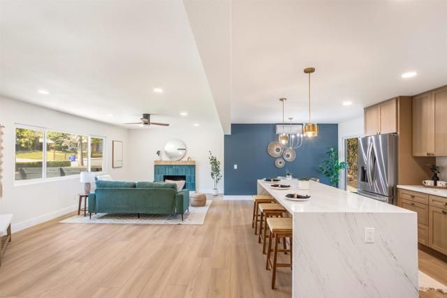 3810 sierra Morena ave, Carlsbad, CA 92010