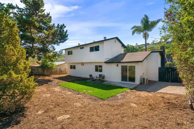3810 sierra Morena ave, Carlsbad, CA 92010