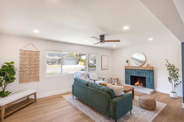 3810 sierra Morena ave, Carlsbad, CA 92010