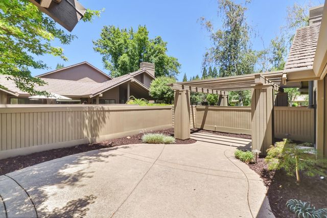 11630 Gold Country Blvd, Gold River, CA 95670