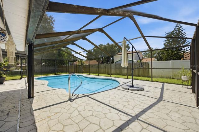 1705 CINNABAR COURT, Brandon, FL 33510