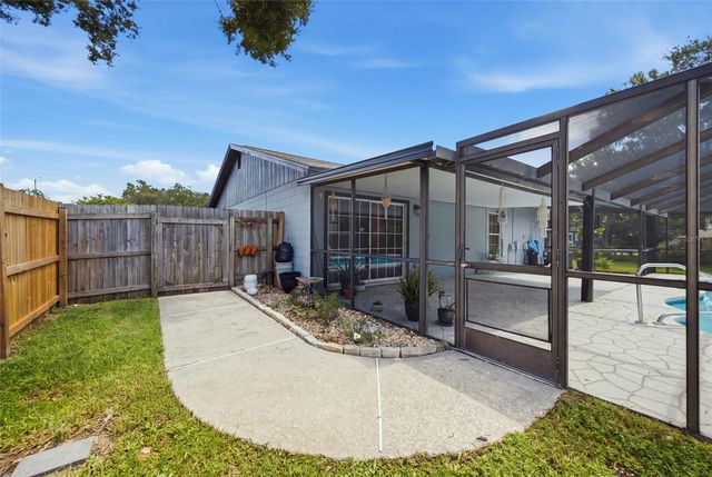 1705 CINNABAR COURT, Brandon, FL 33510