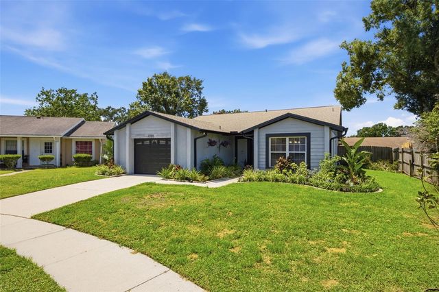 1705 CINNABAR COURT, Brandon, FL 33510