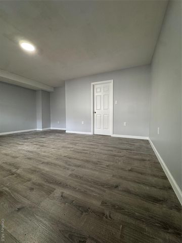 771 E 216th Street, Bronx, NY 10467