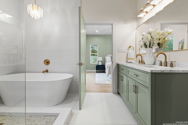 235 Oelkers, San Antonio, TX 78204