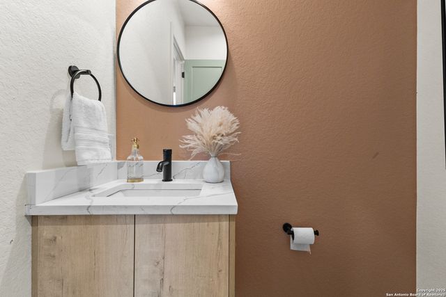 235 Oelkers, San Antonio, TX 78204