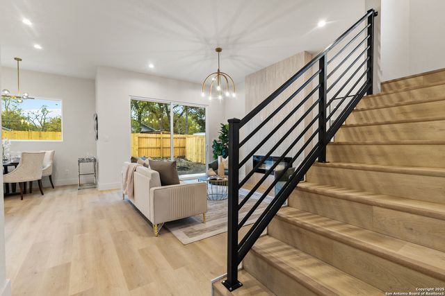 235 Oelkers, San Antonio, TX 78204