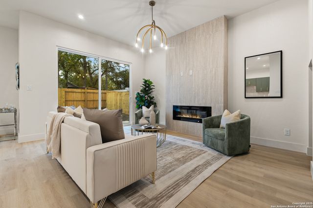 235 Oelkers, San Antonio, TX 78204