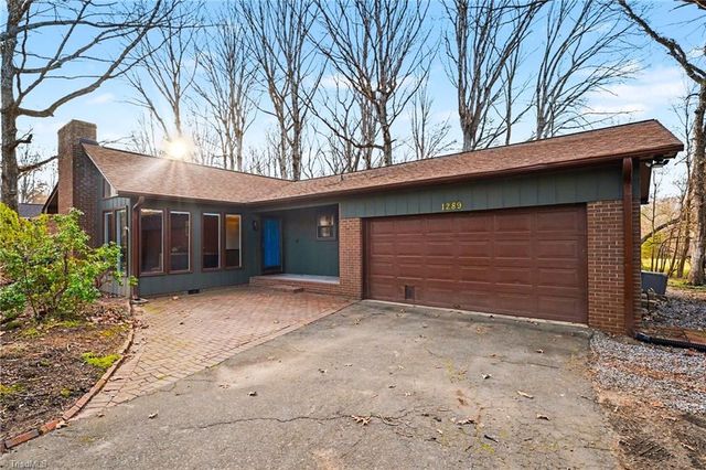 1289 Piney Grove Road, Kernersville, NC 27284