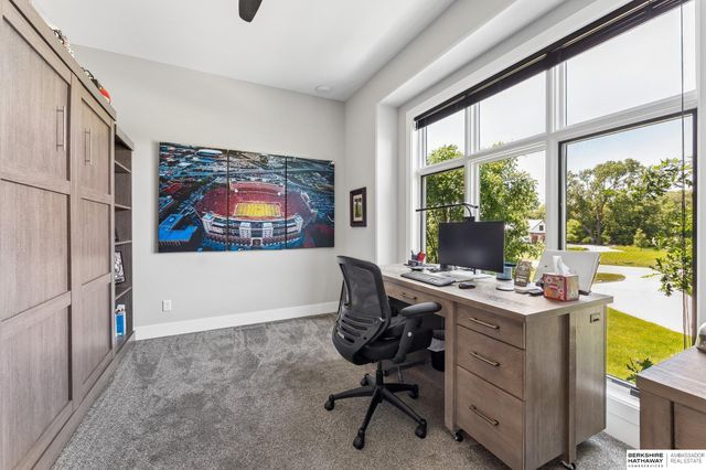 4215 S 230Th Plaza, Elkhorn, NE 68022